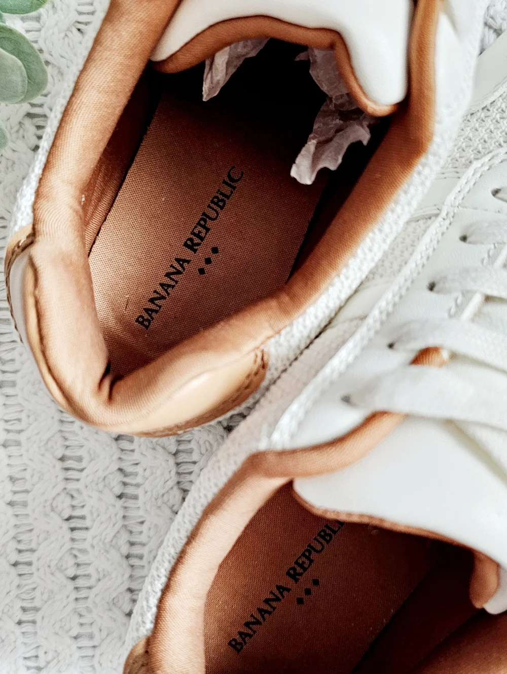 Banana Republic Retro Style Sneakers Cream Brown Lace Up Athletic Athleisure 7 - Picture 11 of 15